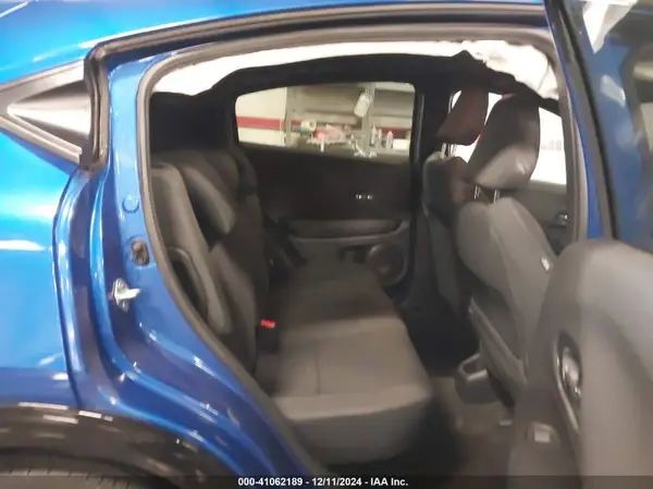 3CZRU6H18MM752120 2021 HONDA HR-V - Image 8