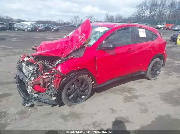 3CZRU6H18NM721614 2022 HONDA HR-V - Image 2