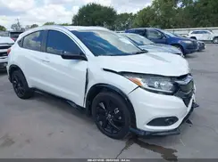 3CZRU6H18NM747405 2022 HONDA HR-V