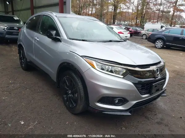 3CZRU6H18NM774913 2022 HONDA HR-V - Image 1