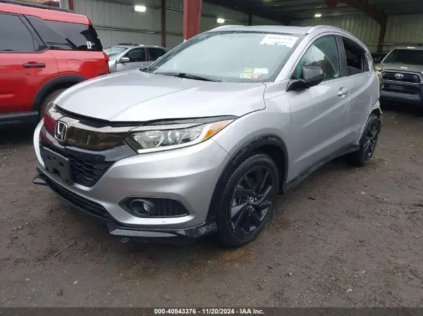 3CZRU6H18NM774913 2022 HONDA HR-V - Image 2
