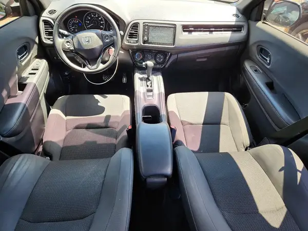 3CZRU6H19KG701978 2019 HONDA HR-V - Image 8