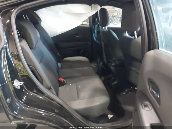 3CZRU6H19KG717520 2019 HONDA HR-V - Image 8