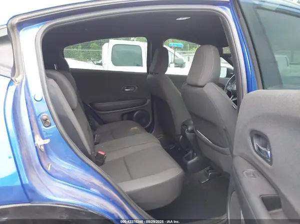 3CZRU6H19KG719476 2019 HONDA HR-V - Image 8