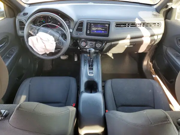 3CZRU6H19KG724063 2019 HONDA HR-V - Image 8