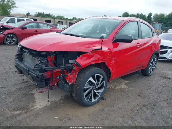 3CZRU6H19KG726184 2019 HONDA HR-V - Image 2