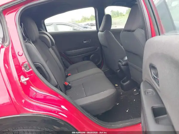 3CZRU6H19KG726184 2019 HONDA HR-V - Image 8