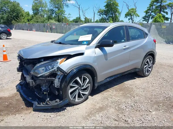 3CZRU6H19KG734401 2019 HONDA HR-V - Image 2