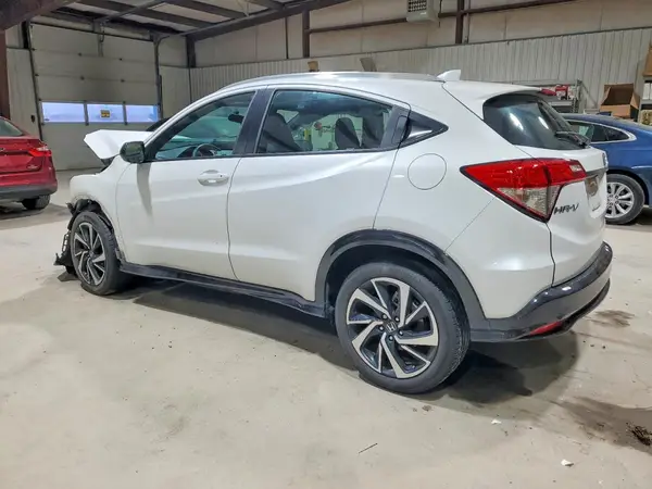 3CZRU6H19KM741902 2019 HONDA HR-V - Image 2