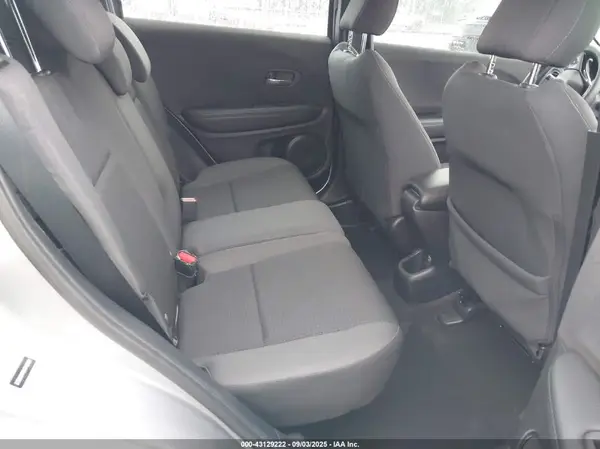 3CZRU6H19KM742922 2019 HONDA HR-V - Image 8