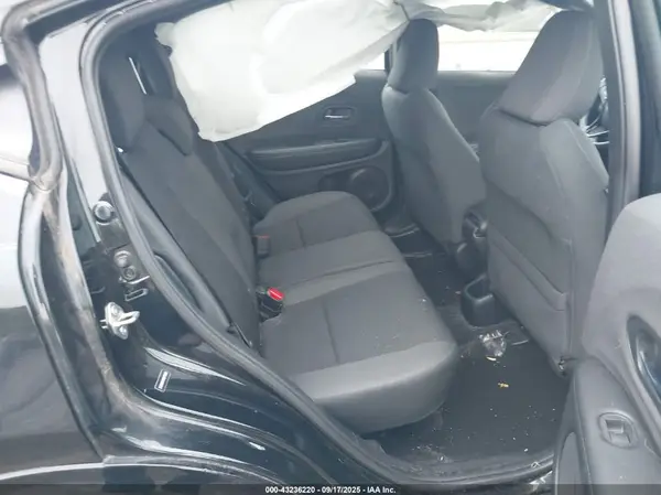 3CZRU6H19KM743603 2019 HONDA HR-V - Image 8