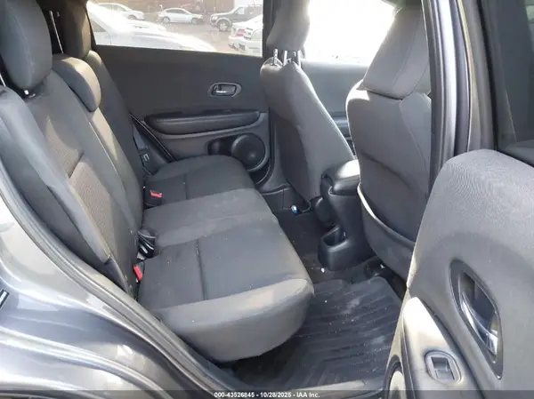 3CZRU6H19LM729072 2020 HONDA HR-V - Image 8