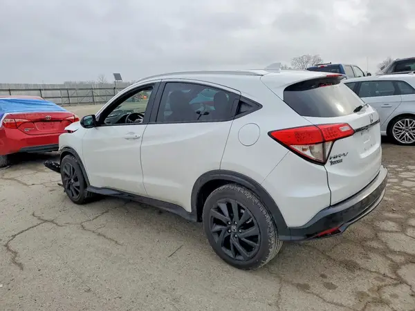 3CZRU6H19MM756502 2021 HONDA HR-V - Image 2