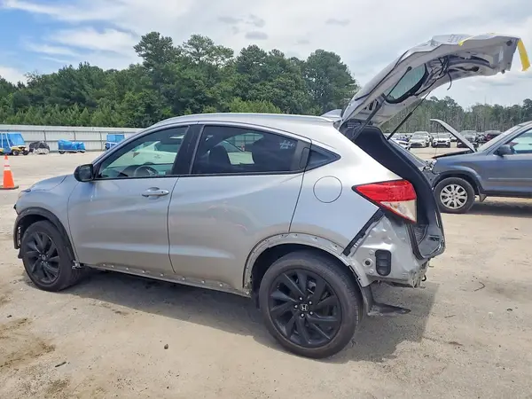 3CZRU6H19NM764018 2022 HONDA HR-V - Image 2