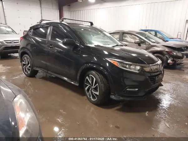3CZRU6H1XKG705912 2019 HONDA HR-V - Image 1