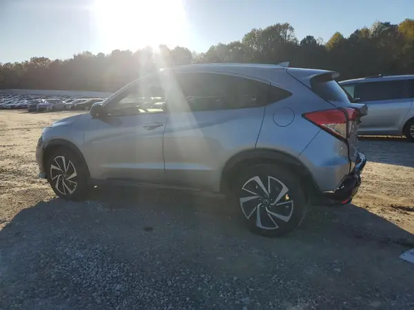 3CZRU6H1XKG711242 2019 HONDA HR-V - Image 2
