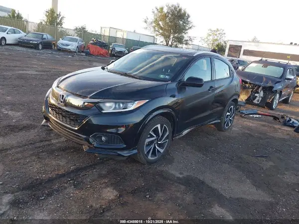 3CZRU6H1XKG712343 2019 HONDA HR-V - Image 2