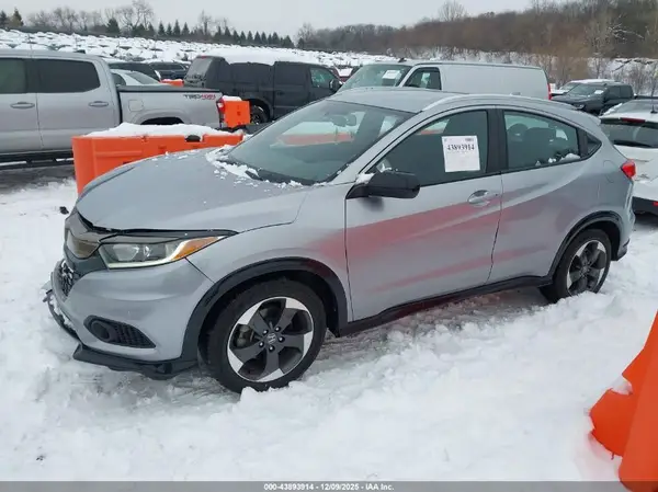 3CZRU6H1XKG723150 2019 HONDA HR-V - Image 2