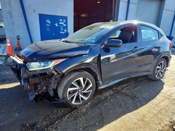 3CZRU6H1XKG724010 2019 HONDA HR-V - Image 1