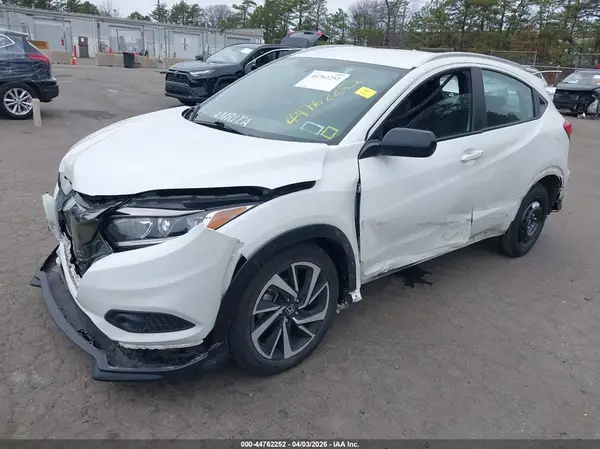 3CZRU6H1XKM721044 2019 HONDA HR-V - Image 2
