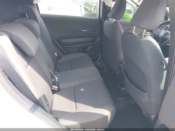 3CZRU6H1XKM721044 2019 HONDA HR-V - Image 8