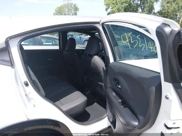 3CZRU6H1XKM727328 2019 HONDA HR-V - Image 8