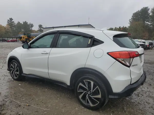 3CZRU6H1XKM737664 2019 HONDA HR-V - Image 2