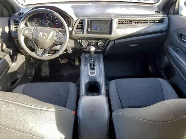 3CZRU6H1XKM738622 2019 HONDA HR-V - Image 8