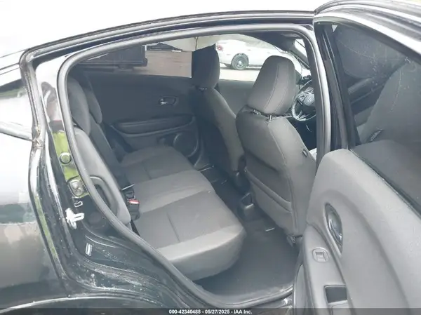 3CZRU6H1XLM704066 2020 HONDA HR-V - Image 8