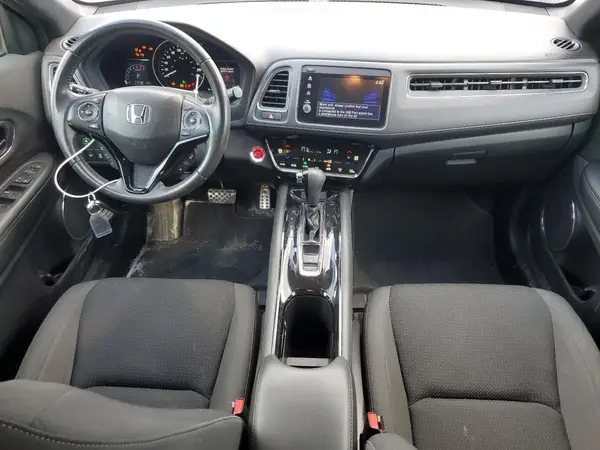 3CZRU6H22KM105976 2019 HONDA HR-V - Image 8