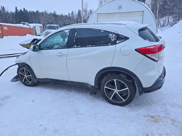 3CZRU6H22LM101783 2020 HONDA HR-V - Image 2