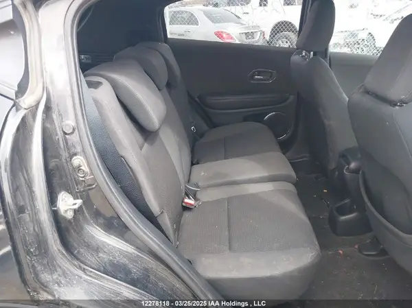 3CZRU6H24KM103520 2019 HONDA HR-V - Image 8