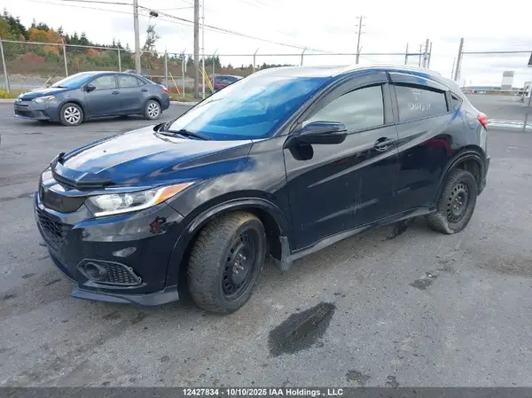 3CZRU6H24MM100958 2021 HONDA HR-V - Image 2