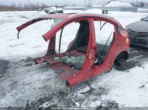 3CZRU6H25KM105146 2019 HONDA HR-V - Image 2