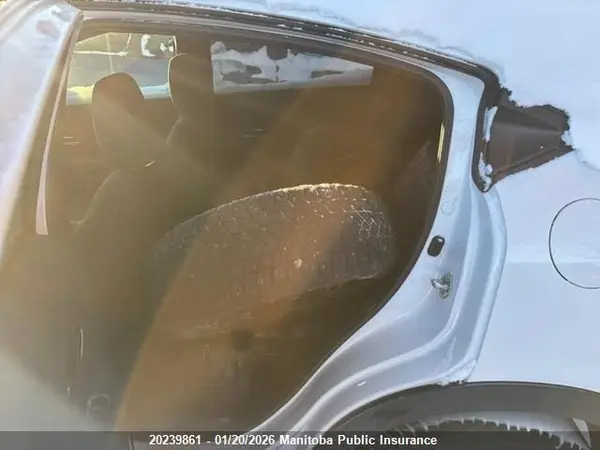 3CZRU6H25LM100157 2020 HONDA HR-V - Image 8