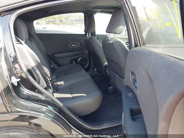 3CZRU6H26MM105420 2021 HONDA HR-V - Image 8