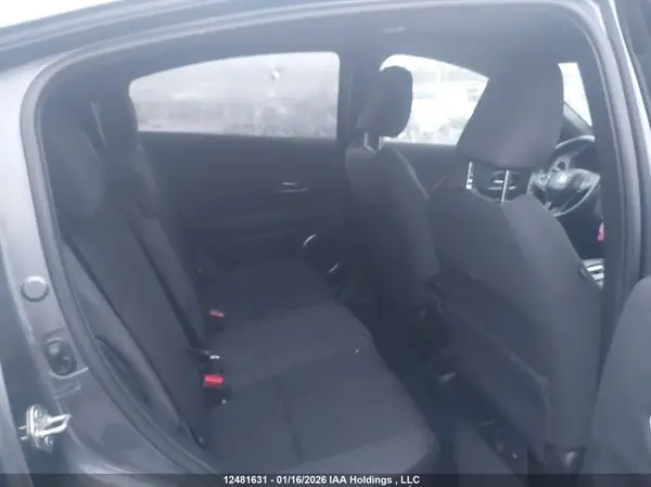 3CZRU6H27KM107724 2019 HONDA HR-V - Image 8