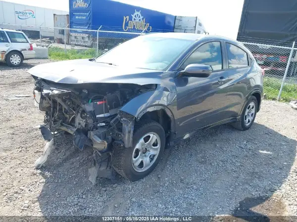 3CZRU6H27LM102749 2020 HONDA HR-V - Image 2