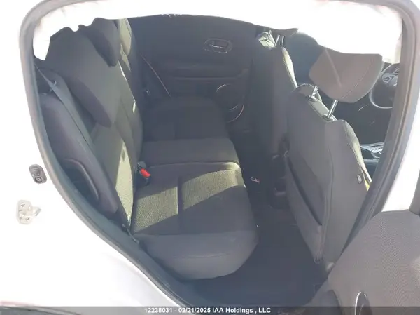 3CZRU6H27LM105604 2020 HONDA HR-V - Image 8