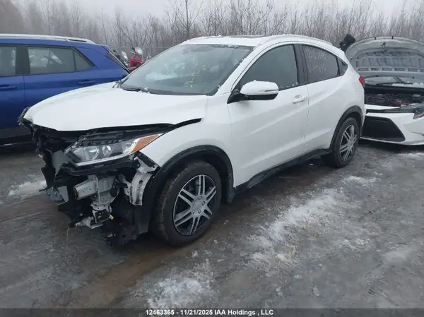 3CZRU6H29NM104859 2022 HONDA HR-V - Image 2