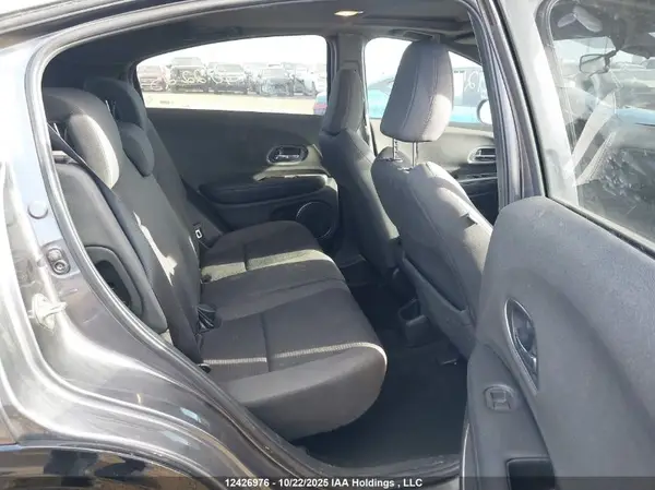 3CZRU6H2XKM105269 2019 HONDA HR-V - Image 8