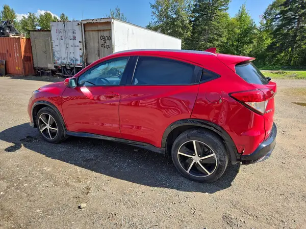 3CZRU6H2XKM109273 2019 HONDA HR-V - Image 2