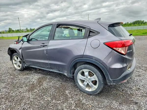 3CZRU6H30GM109153 2016 HONDA HR-V - Image 2
