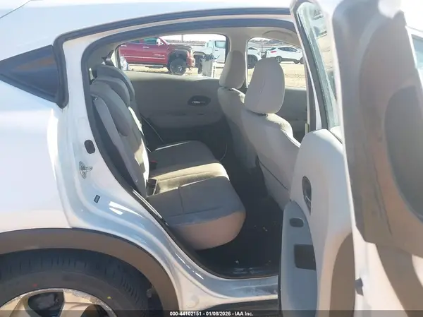 3CZRU6H30GM726861 2016 HONDA HR-V - Image 8