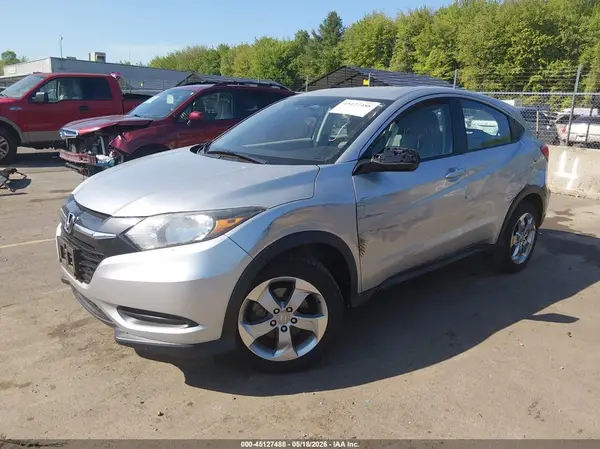 3CZRU6H30GM738556 2016 HONDA HR-V - Image 2