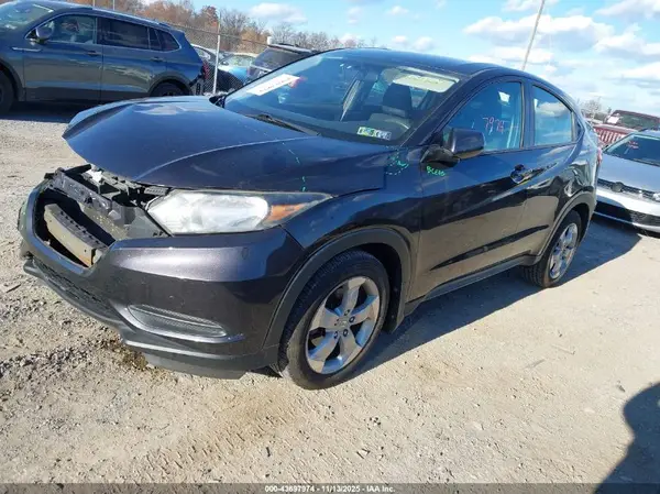 3CZRU6H30GM747760 2016 HONDA HR-V - Image 2