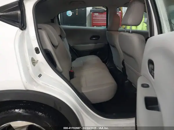 3CZRU6H30GM759620 2016 HONDA HR-V - Image 8