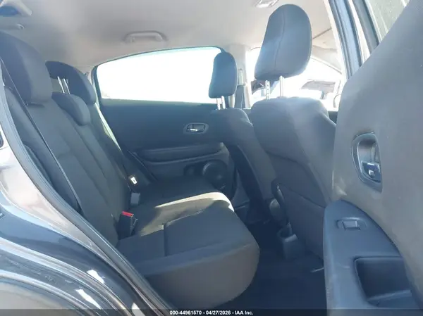 3CZRU6H30HG701524 2017 HONDA HR-V - Image 8