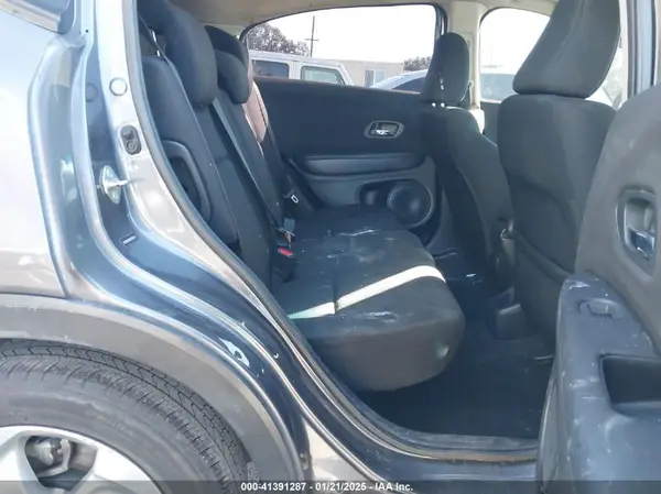 3CZRU6H30HG705122 2017 HONDA HR-V - Image 8