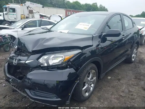 3CZRU6H30HG706870 2017 HONDA HR-V - Image 2